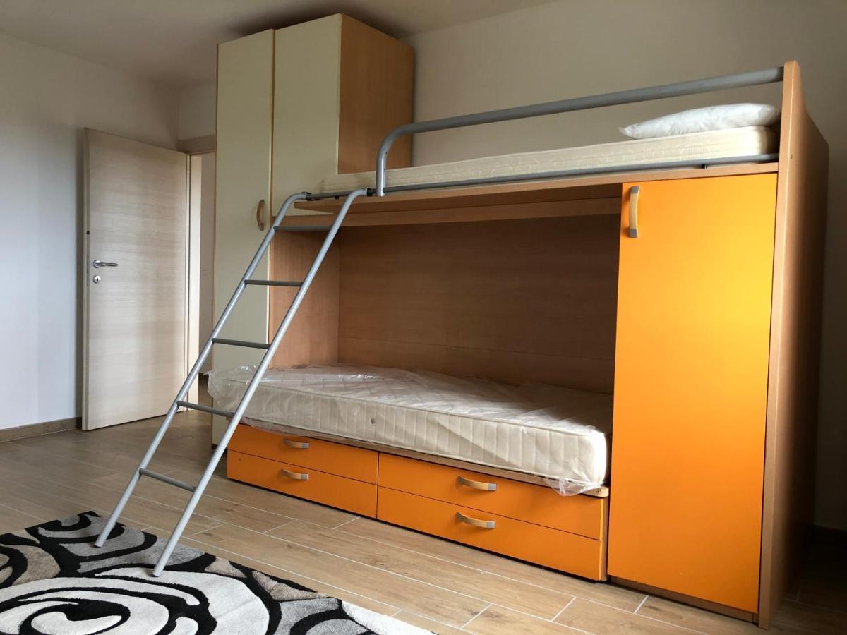 Casa Indipendente Su Due Livelli In Liguria-Vista Mare 6-7 Posti Apartment Magliolo Bagian luar foto