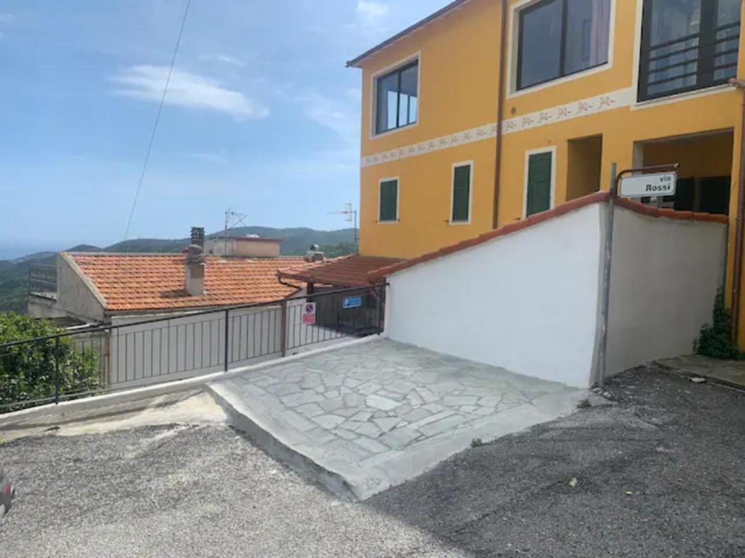 Casa Indipendente Su Due Livelli In Liguria-Vista Mare 6-7 Posti Apartment Magliolo Bagian luar foto