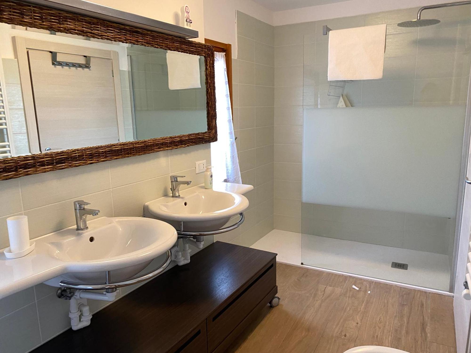 Casa Indipendente Su Due Livelli In Liguria-Vista Mare 6-7 Posti Apartment Magliolo Bagian luar foto